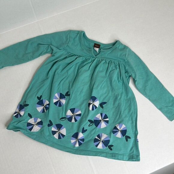 Tea Collection long sleeve green knit dress with pinwheel graphic Size 12-18 m. - Picture 1 of 12